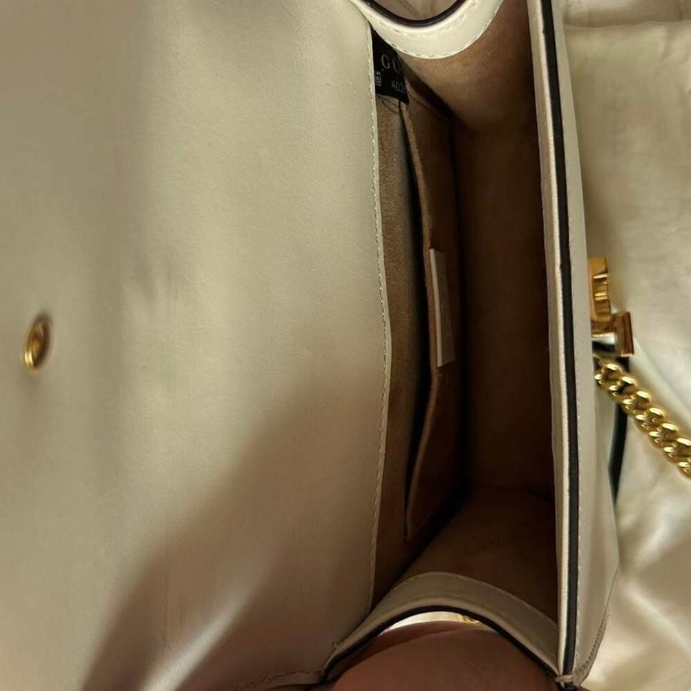Gucci Sylvie White Leather Flap Chain Crossbody Shoulder Bag with Metal Buckle - Picture 6 of 8